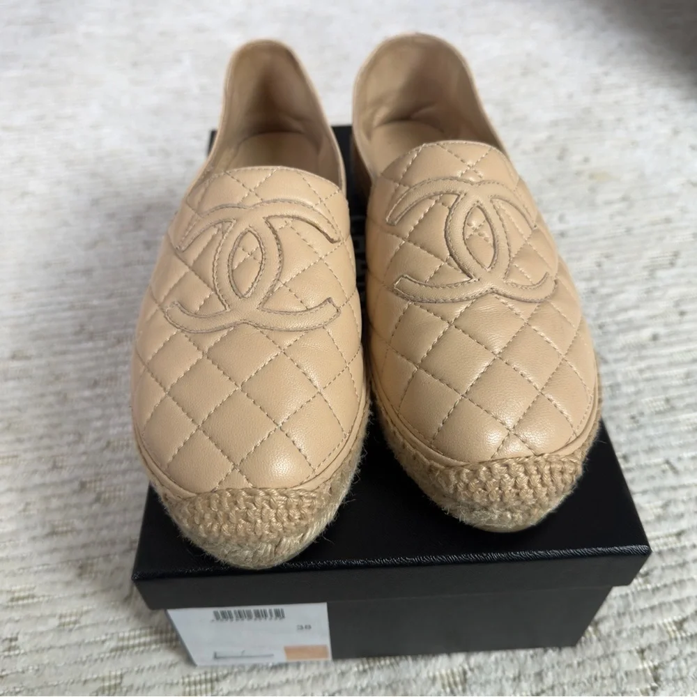 Chanel Beige Quilted Lambskin Leather CC Women's Espadrilles Size EU 38